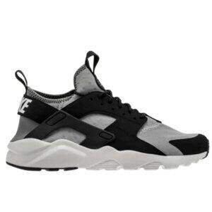 Men’s NIKE Air Huarache Run Ultra – Wolf Grey & Black (Size 11.5)